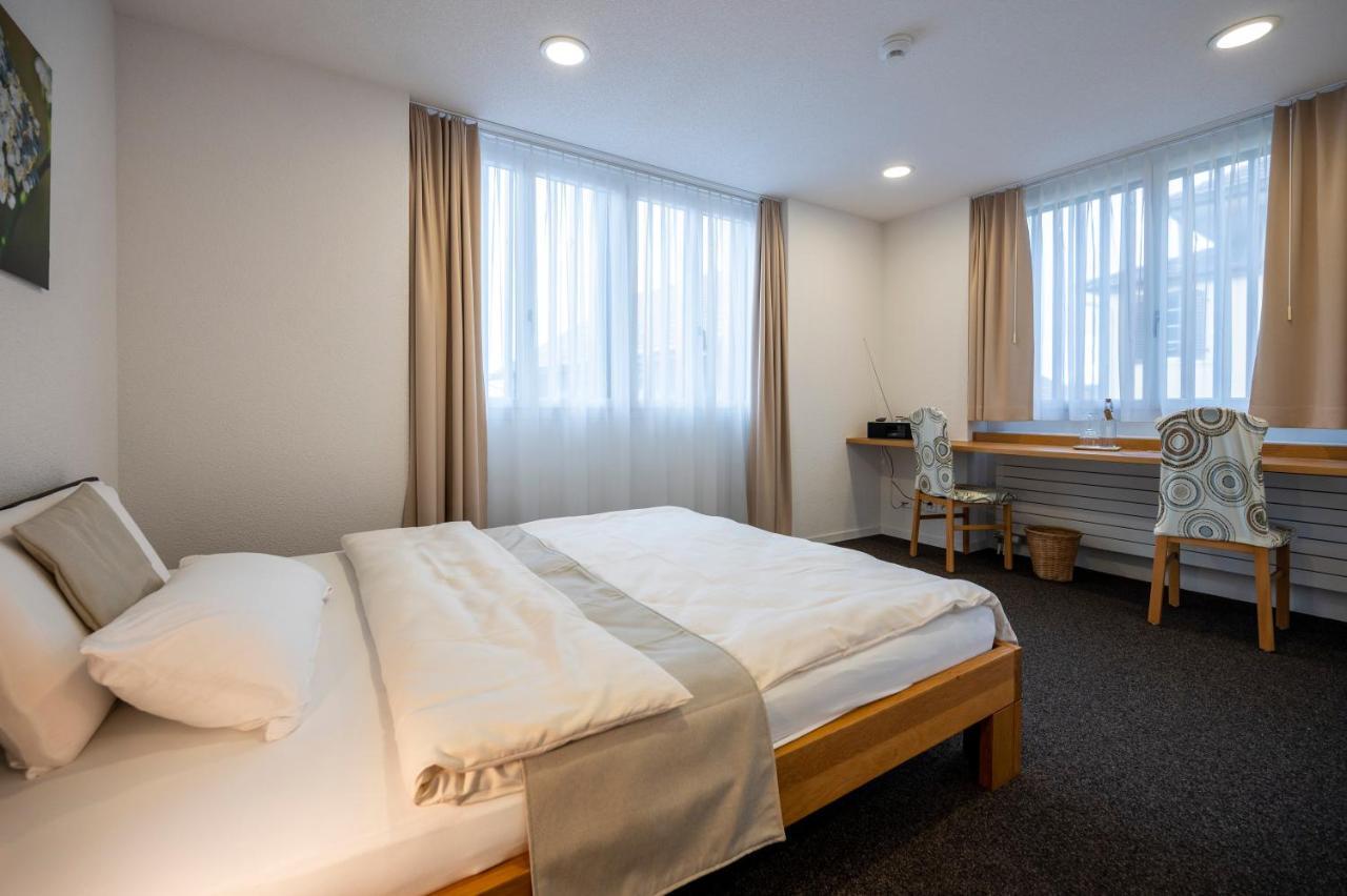 Hotel Ochsen Rapperswil/Be Rapperswil  ภายนอก รูปภาพ